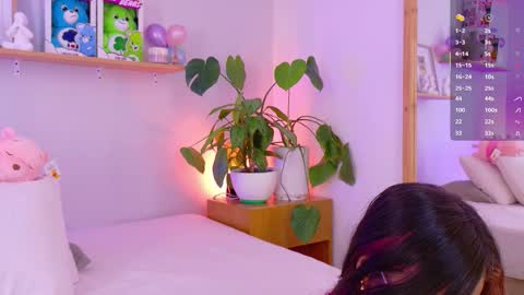 Emily Bank online show from 12.17.25