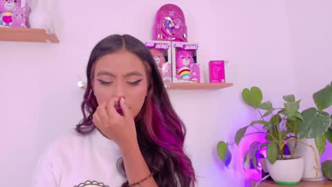 Snapshot of emilyy_bank chatting on 04.01.26 Emily Bank online show from 04.01.26