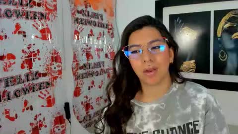 emilyy_cooperr online show from 10.23.25