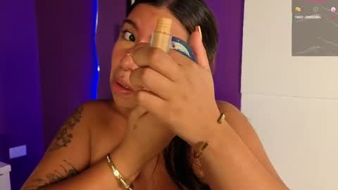 Snapshot of emilyy_cooperr chatting on 05.29.26 emilyy_cooperr online show from 05.29.26