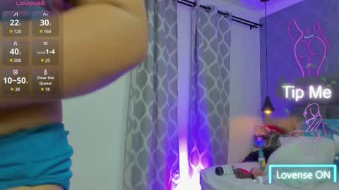 emilyy_r online show from 02.21.26