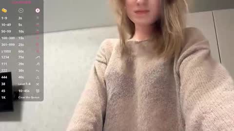 Nadya online show from 10.04.25