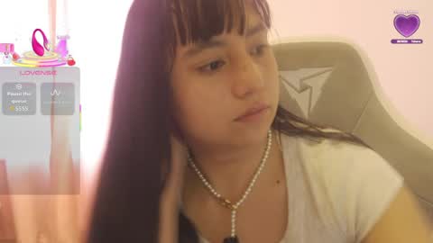Snapshot of emitaa17228 chatting on 05.06.26 emma online show from 05.06.26