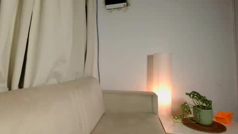 Snapshot of emma______1996 chatting on 07.22.26 emma______1996 online show from 07.22.26