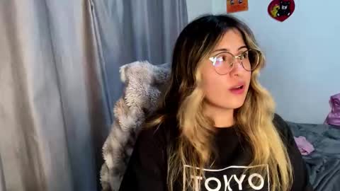 Emma Is here online show from 11.14.25