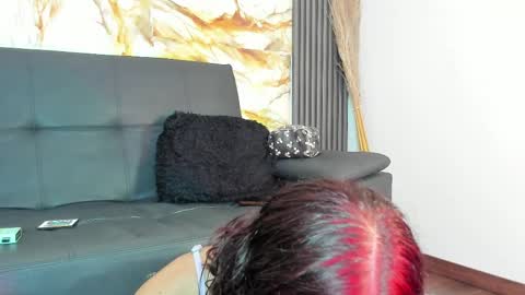 Snapshot of emma_angel_04 chatting on 05.21.26 emma_angel_04 online show from 05.21.26