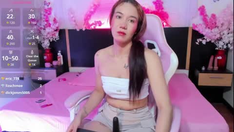Snapshot of emma_ayala chatting on 05.21.26 emma_ayala online show from 05.21.26
