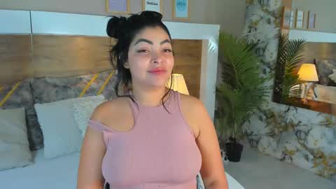 Emma  online show from 02.22.25