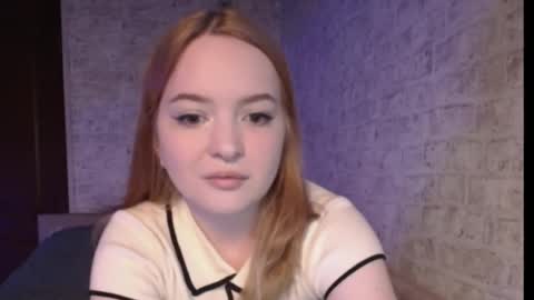 Snapshot of emma_blush69 chatting on 05.15.26 Emma and July online show from 05.15.26