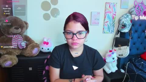 Snapshot of emma_boo_ chatting on 02.10.26 emma_boo_ online show from 02.10.26