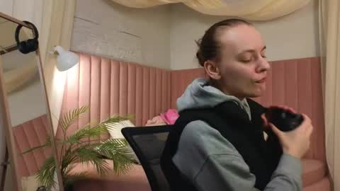 emma_chaser online show from 04.21.26