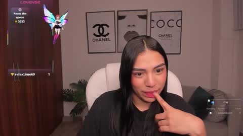  Emma online show from 11.15.25