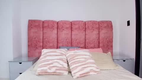 Emma online show from 12.16.25