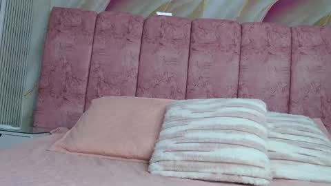 Emma online show from 05.13.26