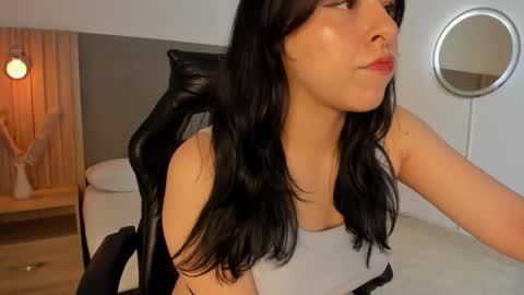 E M M A online show from 03.24.26