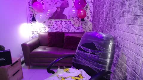 emma online show from 02.04.25