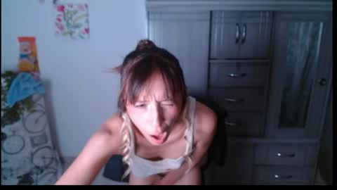 Snapshot of emma_jan_ chatting on 05.19.26 Emma jan online show from 05.19.26