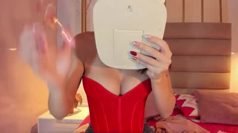 Snapshot of emma_jhoons chatting on 12.03.25 emma_jhoons online show from 12.03.25