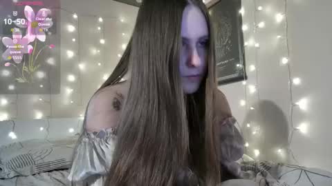 Snapshot of emma_just chatting on 03.28.26 emma_just online show from 03.28.26