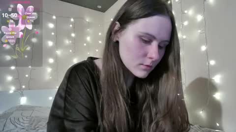 Snapshot of emma_just chatting on 03.31.26 emma_just online show from 03.31.26
