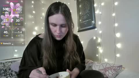 Snapshot of emma_just chatting on 04.16.26 emma_just online show from 04.16.26