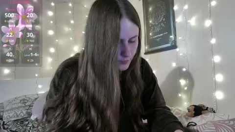 Snapshot of emma_just chatting on 04.23.26 emma_just online show from 04.23.26