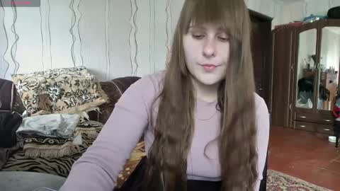 Snapshot of emma_just chatting on 04.28.26 emma_just online show from 04.28.26