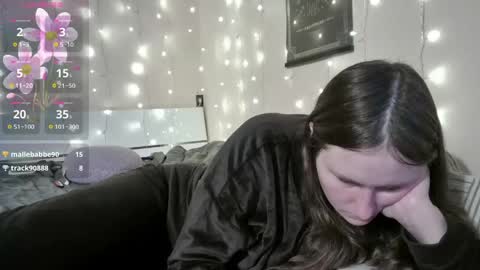 Snapshot of emma_just chatting on 05.29.26 emma_just online show from 05.29.26