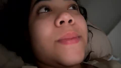 Snapshot of emma_lean chatting on 12.20.24 whises lits        online show from 12.20.24