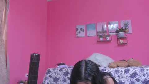 Snapshot of emma_lean chatting on 12.24.24 whises lits        online show from 12.24.24