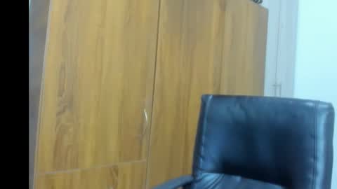 Snapshot of emma_lean chatting on 10.15.25 whises lits        online show from 10.15.25