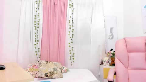 Emma online show from 03.12.25