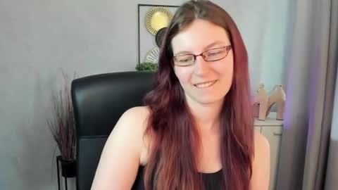 Snapshot of emma_lust94 chatting on 07.07.26 emma online show from 07.07.26