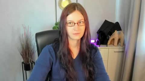 Snapshot of emma_lust94 chatting on 07.14.26 emma online show from 07.14.26