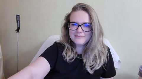 emma_misty_ online show from 09.29.25