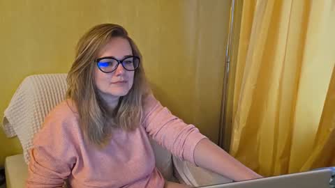emma_misty_ online show from 10.13.25