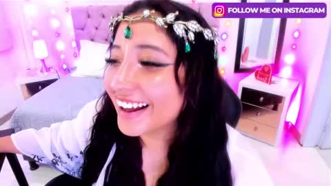 Emma Monserratt online show from 02.22.25