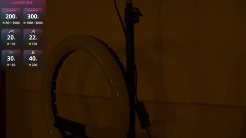 Snapshot of emma_morales_ chatting on 10.24.25  Emma morales  online show from 10.24.25