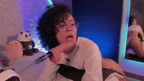     online show from 01.31.25