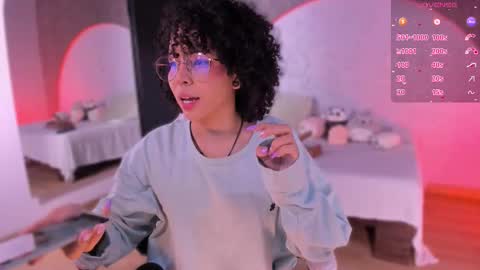     online show from 12.01.25