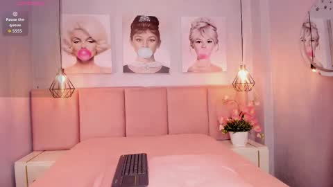 Emma online show from 09.12.25