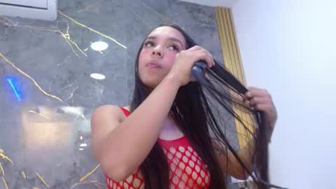 Snapshot of emma_swet1 chatting on 03.01.26 Emma... online show from 03.01.26