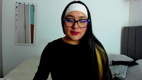 Snapshot of emma_timli1 chatting on 04.30.26 Emma online show from 04.30.26