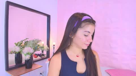 Emma  online show from 10.25.25