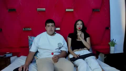 Snapshot of emmaanddemon chatting on 01.06.26 EmmaAndDemon online show from 01.06.26