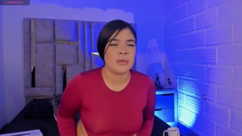 emma becket online show from 10.08.25