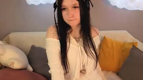 Snapshot of emmablissa chatting on 06.25.26 emmablissa online show from 06.25.26