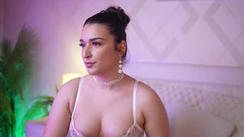  Emma  online show from 03.28.26