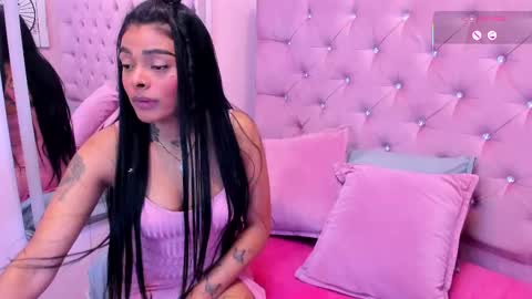 emmaebony_ online show from 09.22.25