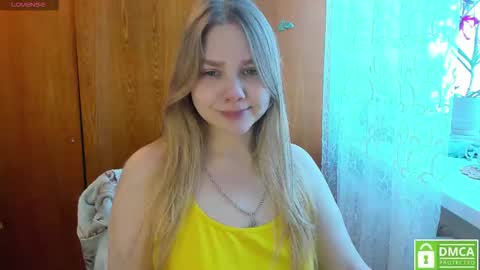 Snapshot of emmafrizea chatting on 02.17.26 Hello Im newMake me cumPVT 12tk for min ALL INCLUSIVE online show from 02.17.26